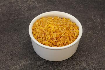 Vegetarian cuisine - dry bulgur for cooking