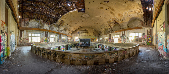 In Corona Zeiten veröden große Konzertsääle zu leerstehenden Lostplaces