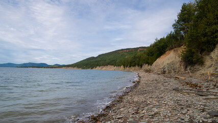 Fototapeta na wymiar View of the beach in the Miguasha national park, Canada