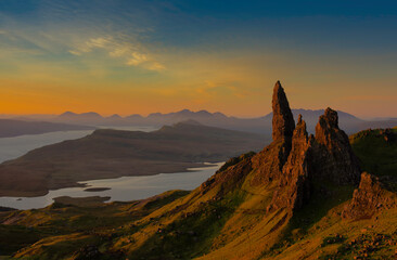 Fototapeta na wymiar beautiful sunrise at the old man of storr on the isle of skye, scotland.
