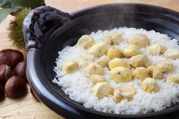 炊き立て栗ご飯