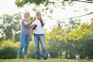 Fototapeta premium couple having fun in the park
