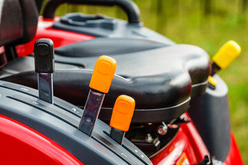 Levers set in agricultural vehicle