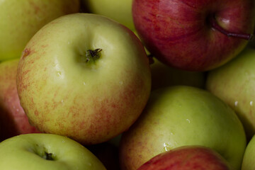 apple