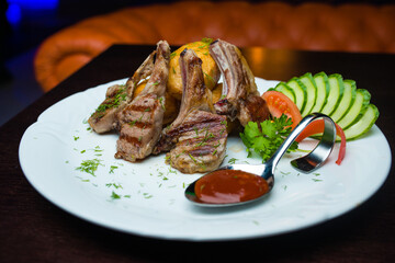grilled rack of lamb with vegetables