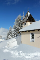 Fototapeta na wymiar Winterlandschaft Saalbach-Hinterglemm Ski