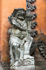 Fototapeta na wymiar Balinese temple, Statues, Ubud, Bali, Indonesia