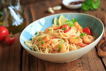 Pasta mit Garnelen