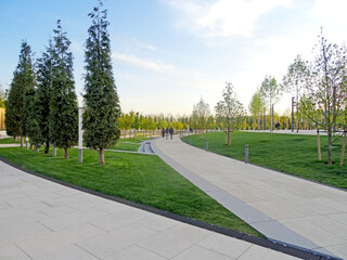 Early spring park.