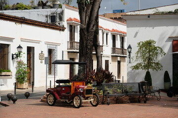 Dominican Republic Santo Domingo - Residential houses in Colonial Zone - obrazy, fototapety, plakaty
