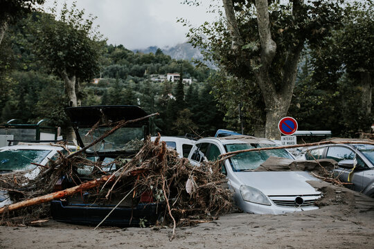 Village d&eacute;vast&eacute; apr&egrave;s la temp&ecirc;te
