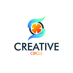 Fototapeta na wymiar Creative circle logo, lens logo design, energy sphere logo design, circle power design concept