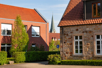 Fototapeta na wymiar Rathaus, St. Georg Kirche, Klimakommune Saerbeck, Deutschland