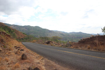 road to the mountains