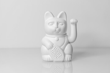 weiße Winkekatze Maneki-neko