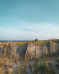 Obraz premium Sand dunes and fence in Long Beach, Long Island, New York