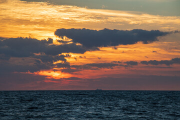 Obraz premium romantic sunset over the Baltic Sea