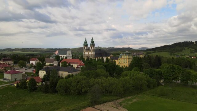 Krzesz&oacute;w w wojew&oacute;dztwie dolnośląskim, Polska
