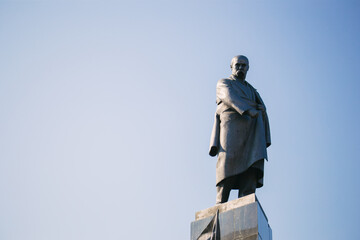 Monument to Taras Shevchenko in Kharkov - obrazy, fototapety, plakaty
