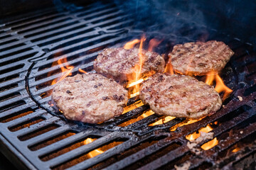 Cooking cutlets for a grilled hamburger