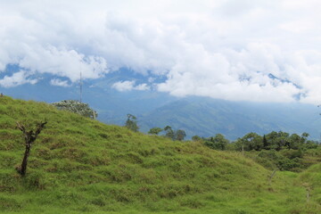 Obraz premium cielo y montañas