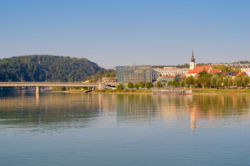 View over the Danube to Linz-Urfahr in Upper Austria