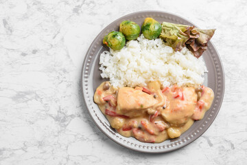 鶏肉のクリームソース煮込み