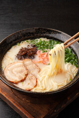 豚骨ラーメン