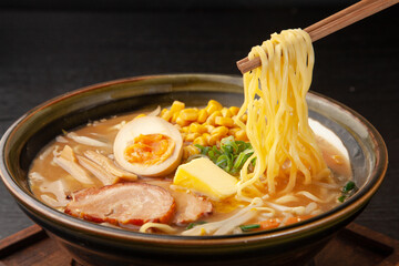 味噌バタコーンラーメン