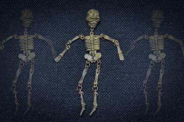 scary, the skeleton is a classic that I tried to make original with photo shooting and postproduction.
excellent for halloween, but not only