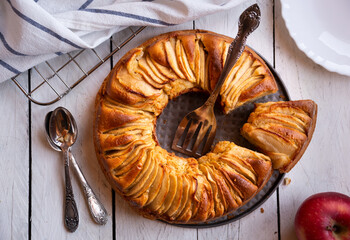 Homemade delicious apple pie with sliced apple and cinnamon