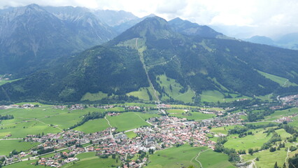 Fototapeta na wymiar Ausblick vom Hirschberg Bad Hindelang