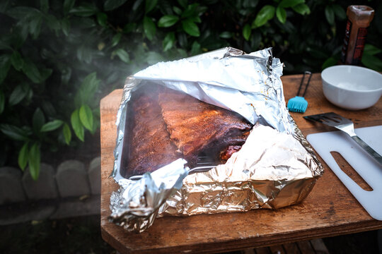 Ged&auml;mpfte Spareribs im Br&auml;ter