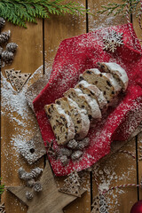 Weihnachtsstollen