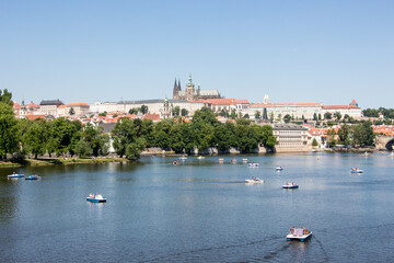 Obraz premium Prague castle sunny panorama view old town