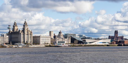Naklejka premium Panorama of the Liverpool waterfront