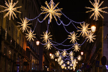 Decorating lights and decorations on the streets at night © João Cachapa