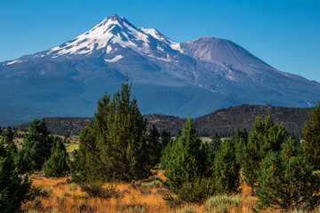 Fototapeta premium Mount Shasta View Point in California