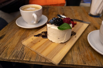 tiramisu with berries
