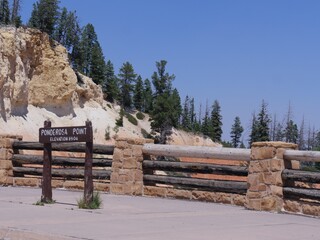Fototapeta na wymiar Concrete sign at Ponderosa Point, one of the lookout points at Bryce Canyon National Park.