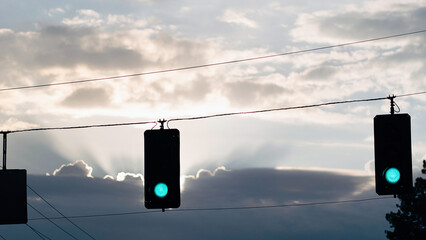 Traffic Lights and Radiative Sun Rays
