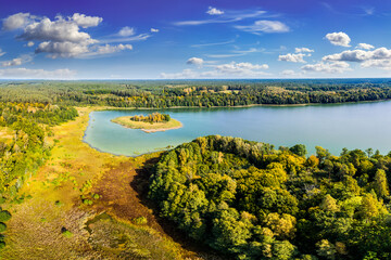 jezioro Łańskie w północno-wschodniej Polsce - obrazy, fototapety, plakaty