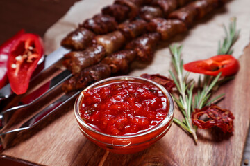 Tomato sauce for grilled meat with spices