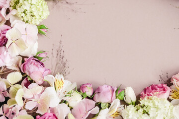 Obraz na płótnie Canvas Frame from natural flowers of roses, eustoma, lilies, hydrangeas soft focus