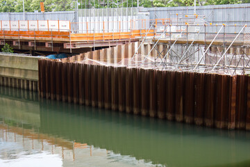 河川の護岸工事