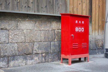 住宅街の消火栓