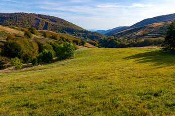 paysage de Haute-Ardèche aux environs de Mézilhac en France