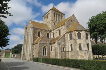 Fototapeta na wymiar Kathedrale von Lessay, Cotentin Normandie 