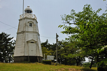 初夏の酒田・日和山六角灯台