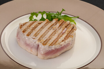 Grilled tuna steak